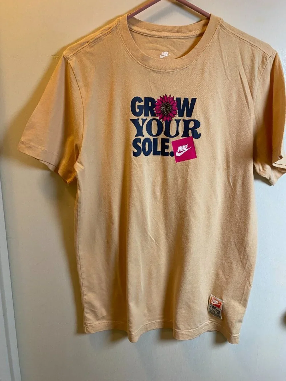 Nike Grow Your Sole Graphic Tee Size Small | Cotton T-Shirt